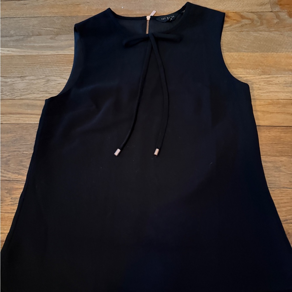 Ted Baker Black Sleeveless Blouse with Bow Detail Size 0